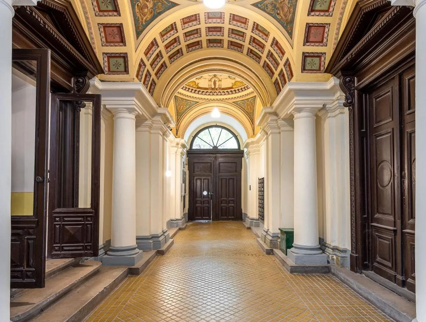 Andrassy 7 Premium Suite Budapest Apartment